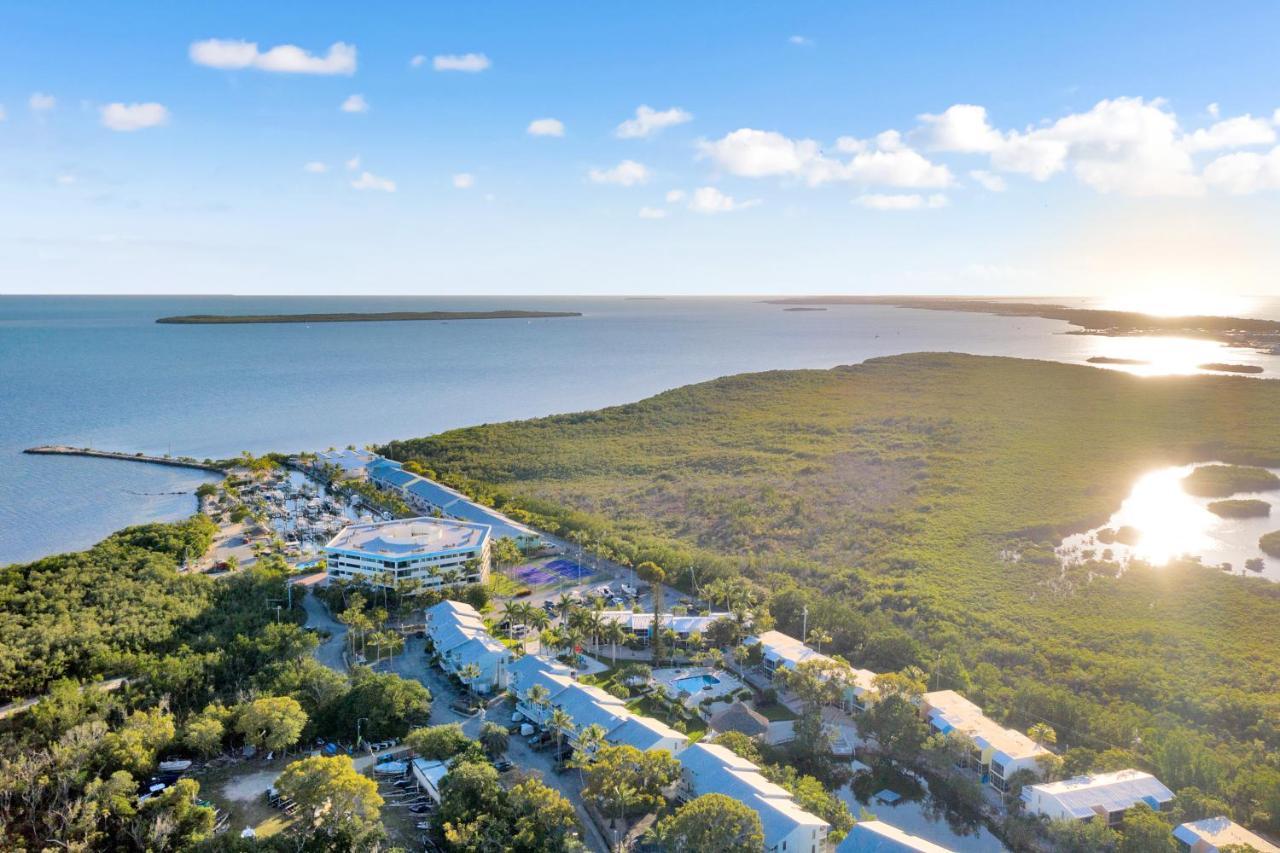 Kawama Yacht Club A4 *
